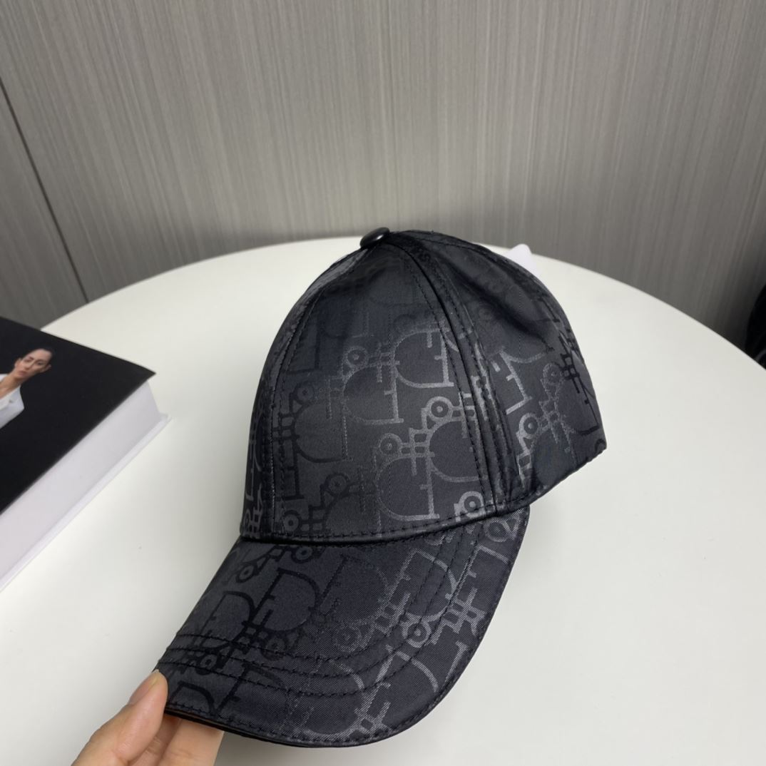 Christian Dior Caps